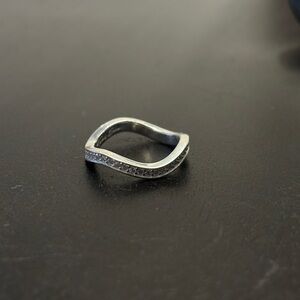 Thomas Sabo Sterling Silver Textured Swerve Band Ring